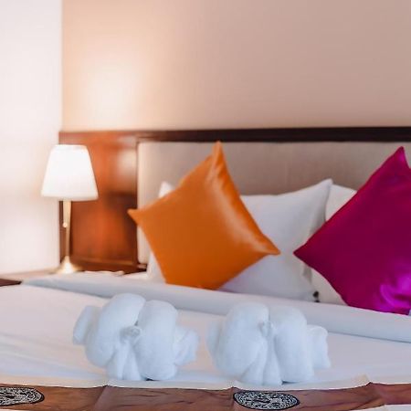 Bauman Ville Hotel Phuket Exteriér fotografie