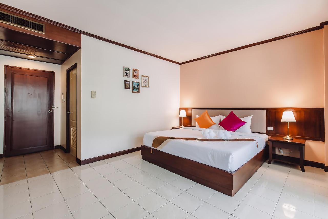 Bauman Ville Hotel Phuket Exteriér fotografie