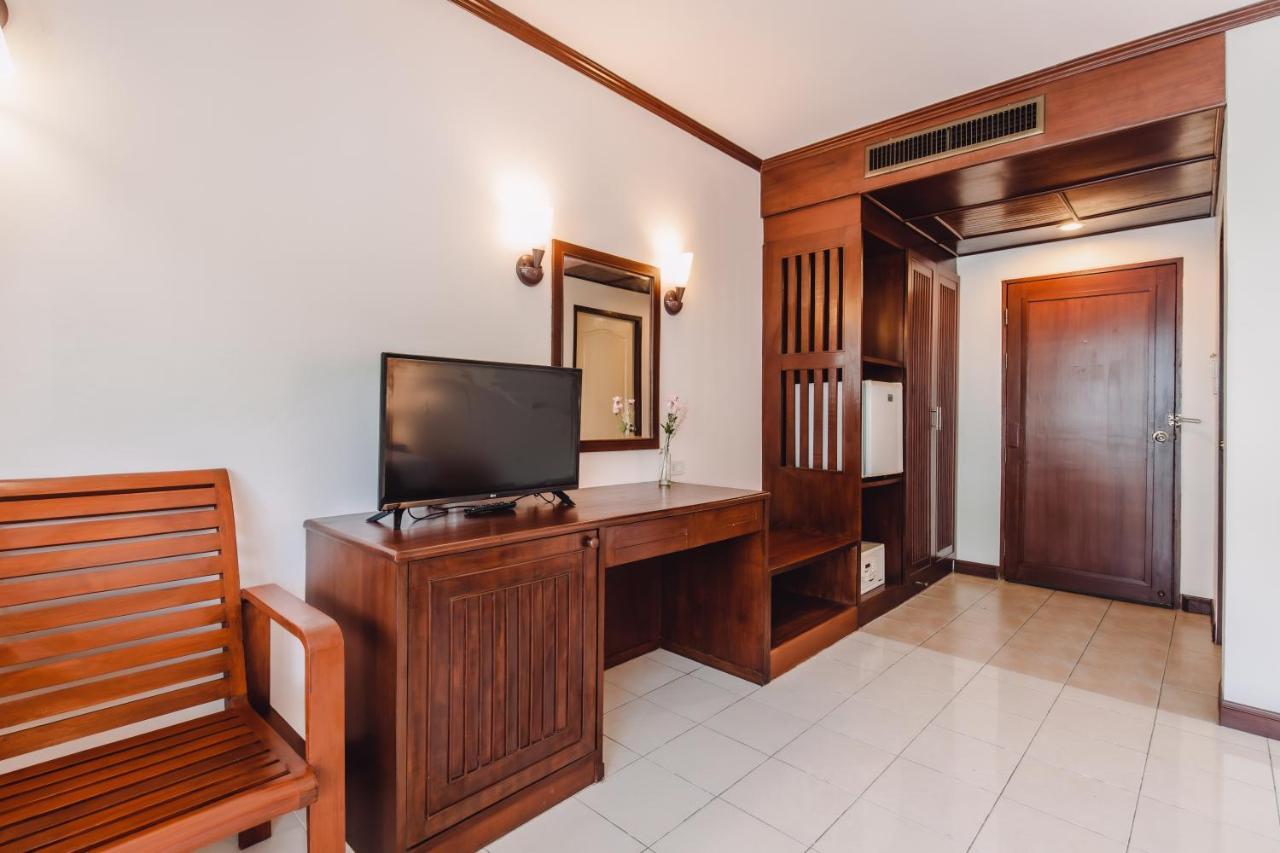 Bauman Ville Hotel Phuket Exteriér fotografie