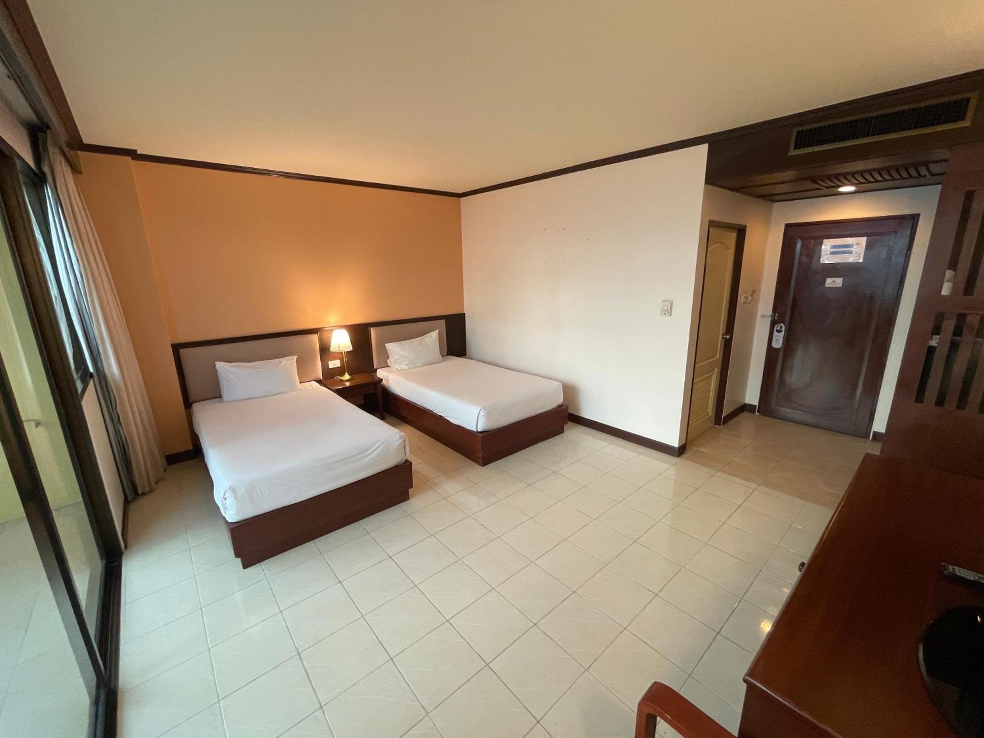 Bauman Ville Hotel Phuket Exteriér fotografie